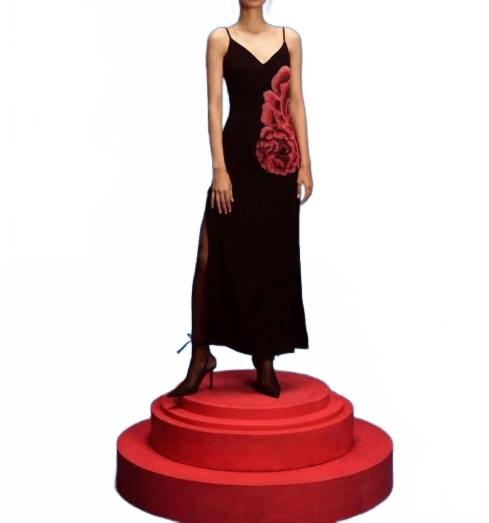 NEW LA FUORI rose slip dress in black